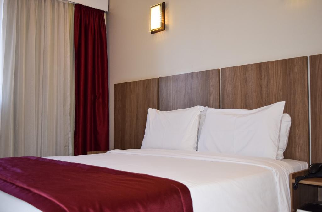 Hotel America Bittar